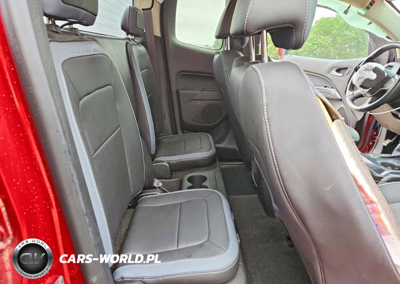 2015 Chevrolet Colorado Z71 VIN:1GCHTCE33F1174260 - 10