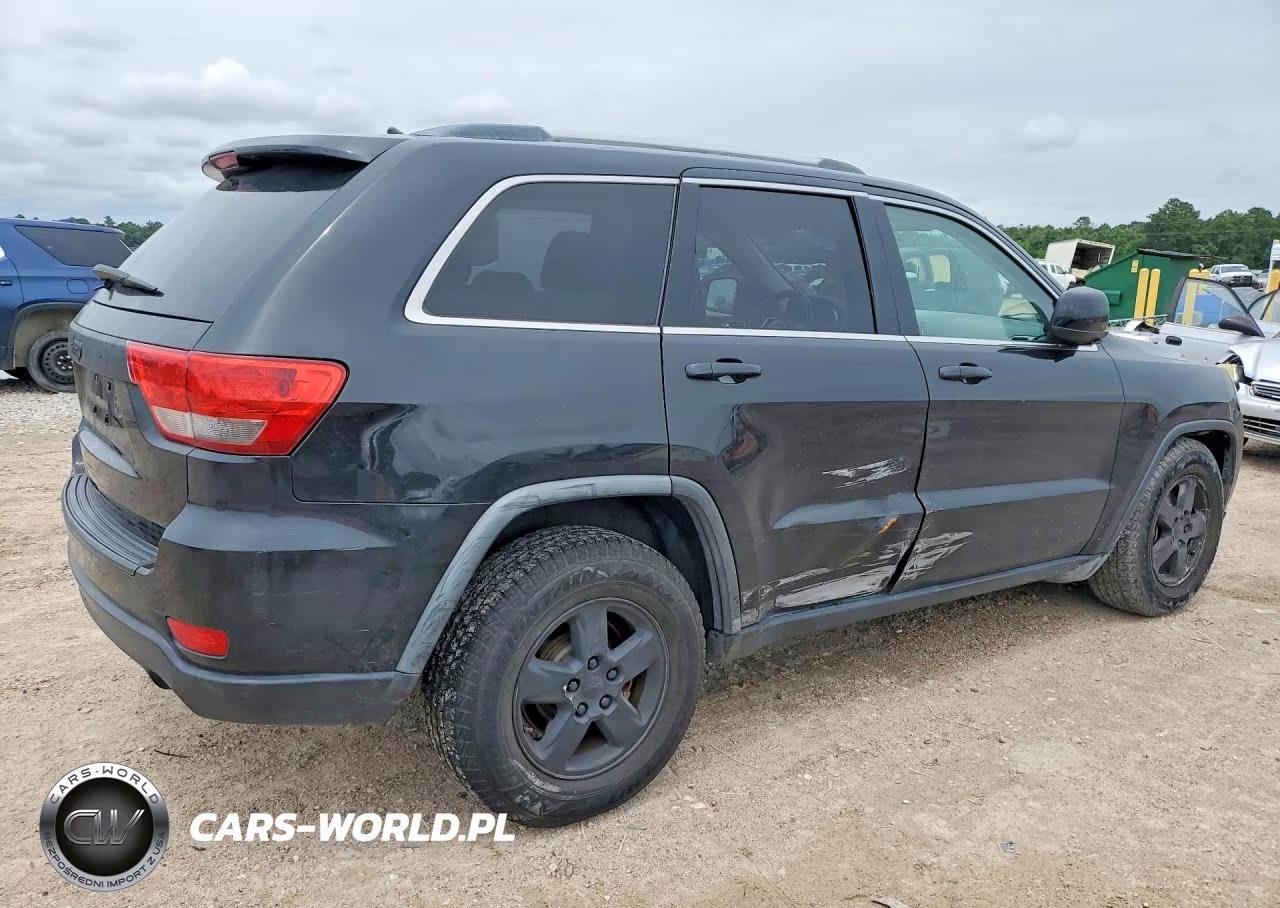 2011 Jeep Grand Cherokee Laredo VIN:1J4RS4GG3BC533869 - 3