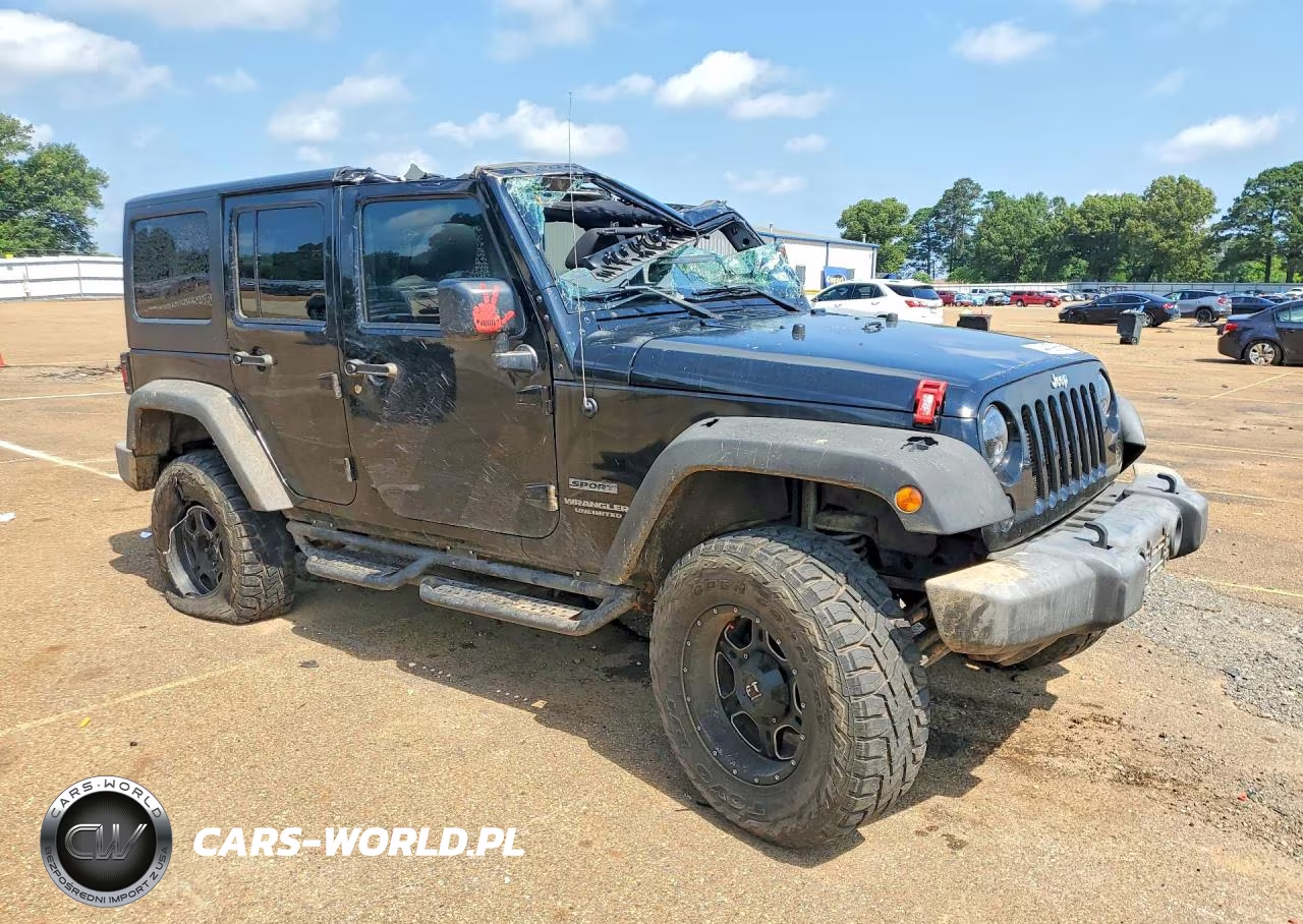 2015 Jeep Wrangler Unlimited Sport VIN:1C4BJWDG0FL511201 - 4