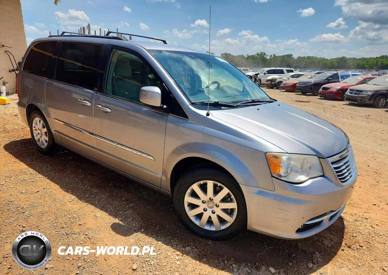 2013 Chrysler Town & Country Touring VIN:2C4RC1BGXDR646009 - 4