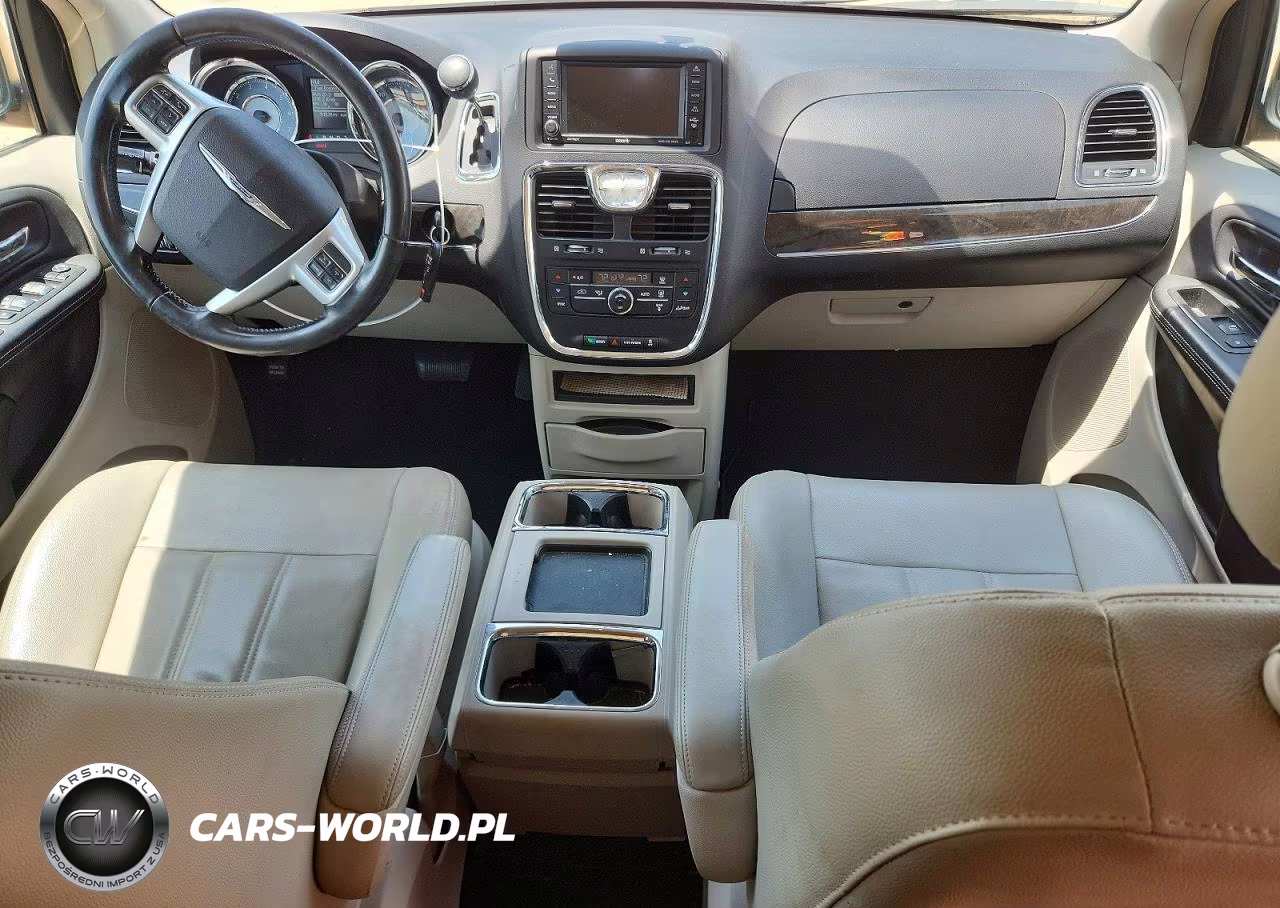 2013 Chrysler Town & Country Touring VIN:2C4RC1BGXDR646009 - 8