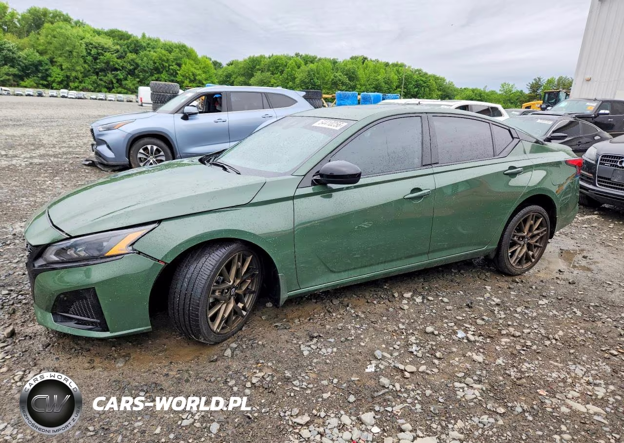 2025 Nissan Altima Sr – zdjęcie 1 z 12