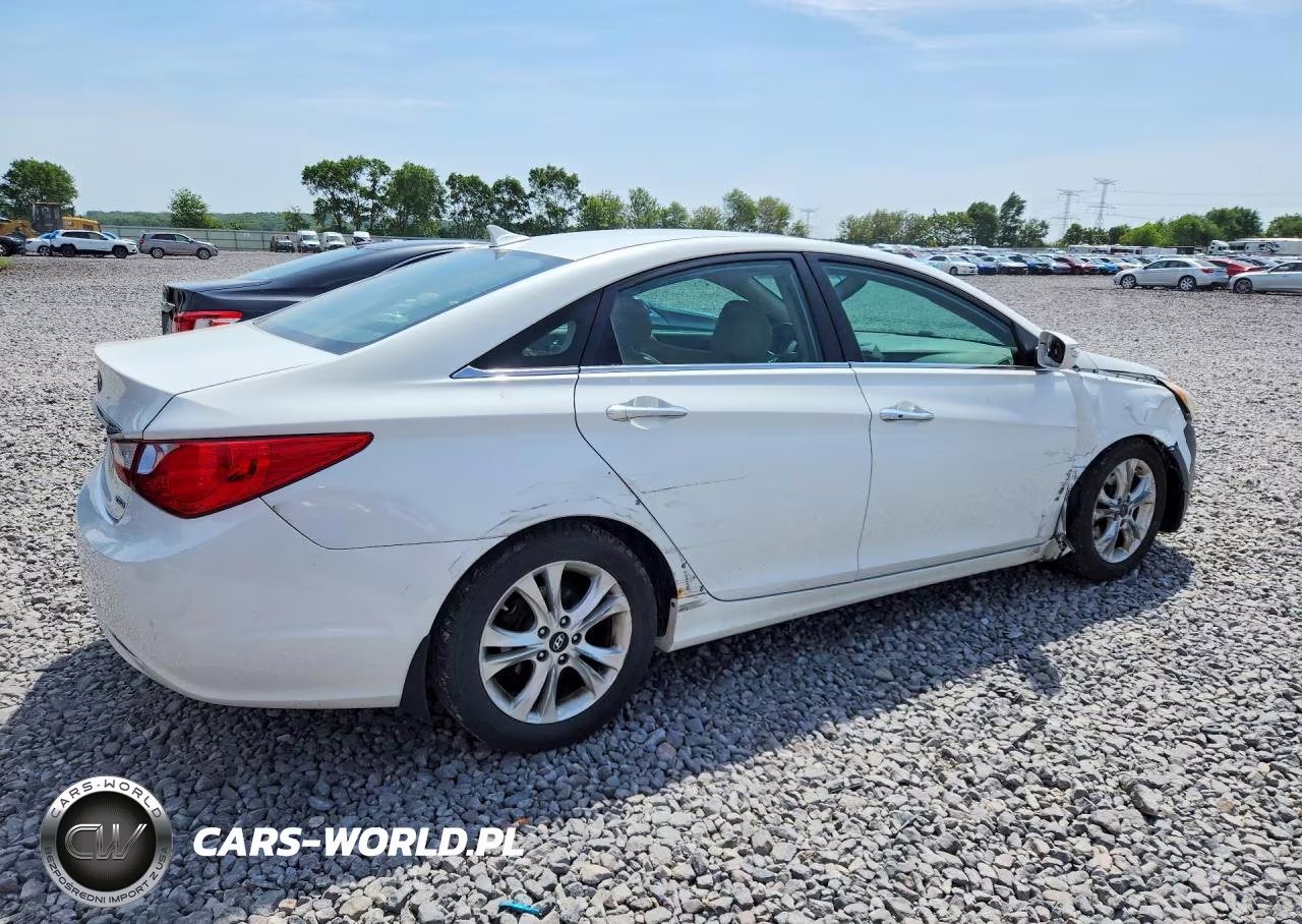 2011 Hyundai Sonata Limited VIN:5NPEC4ACXBH237128 - 3