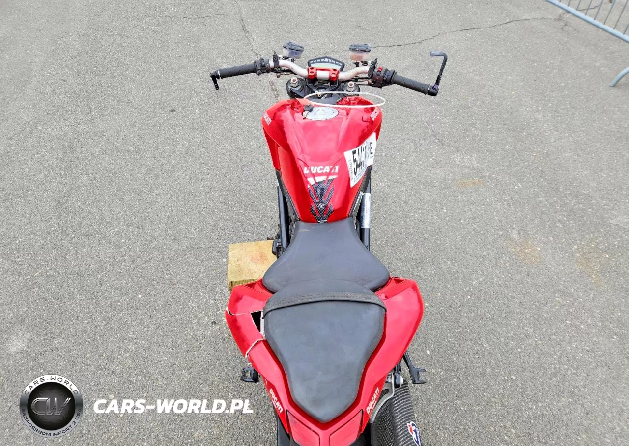 2010 Ducati Streetfighter Base VIN:ZDM11BEW4AB002371 - 6