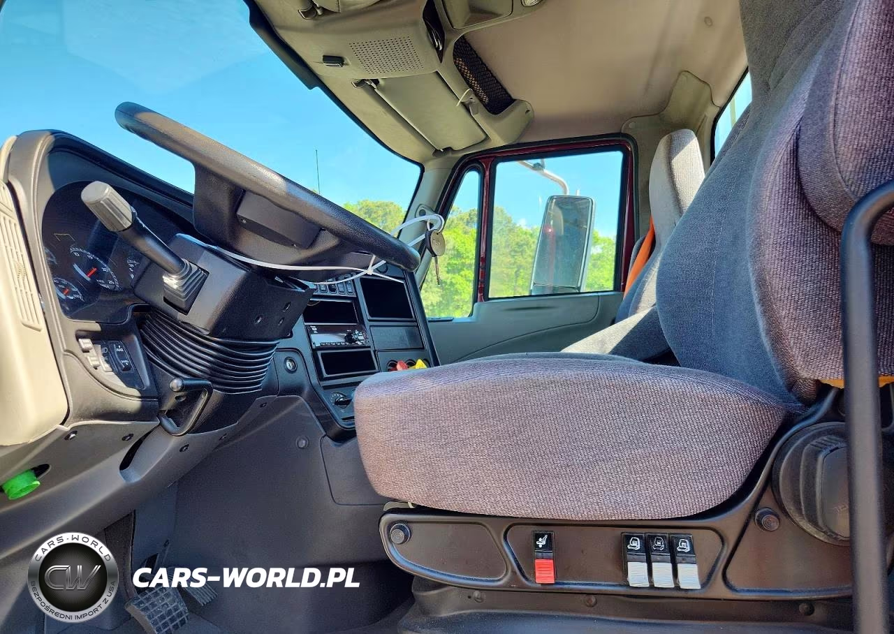 2018 International Prostar - Semi Truck VIN:3HSDJSNR2JN421946 - 5