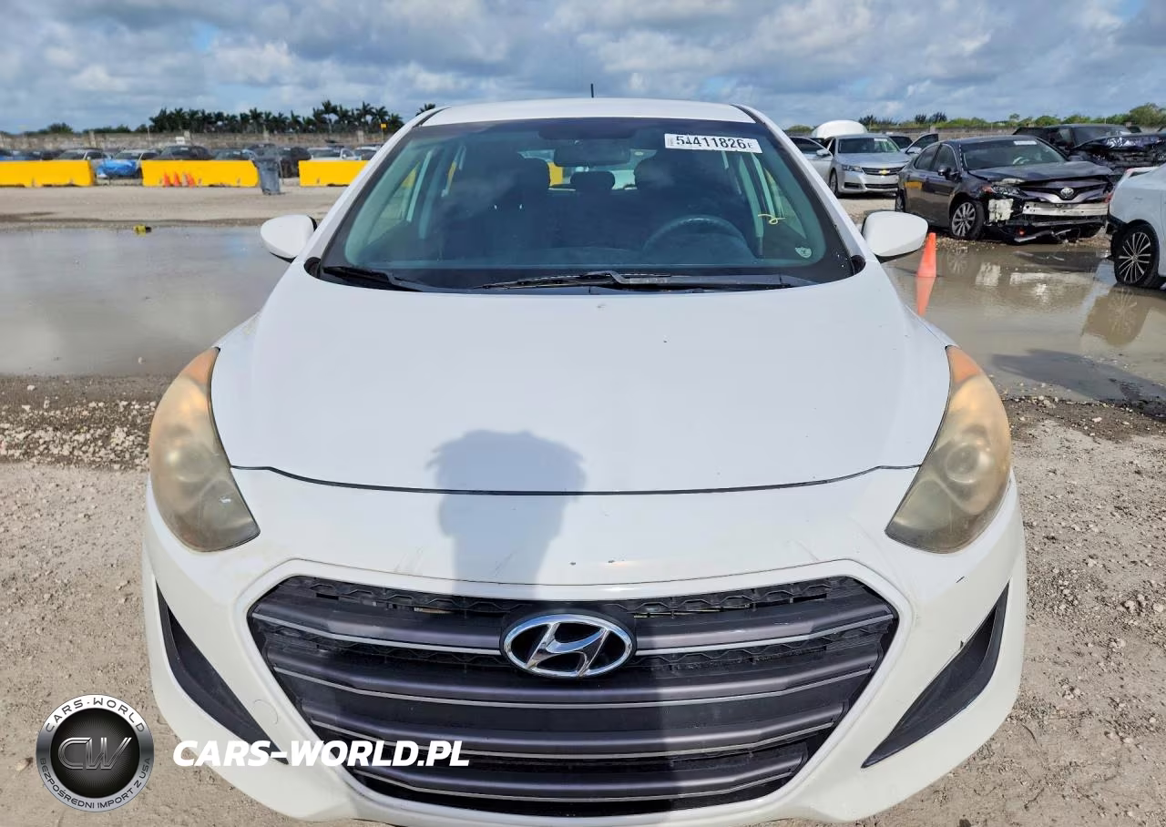 2017 Hyundai Elantra Gt Base VIN:KMHD35LH3HU372682 - 5