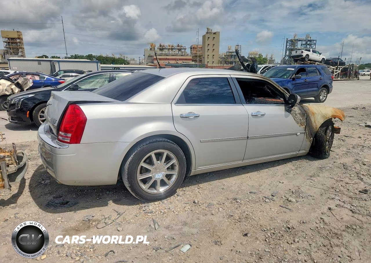 2008 Chrysler 300C VIN:2C3KK63H18H219729 - 3