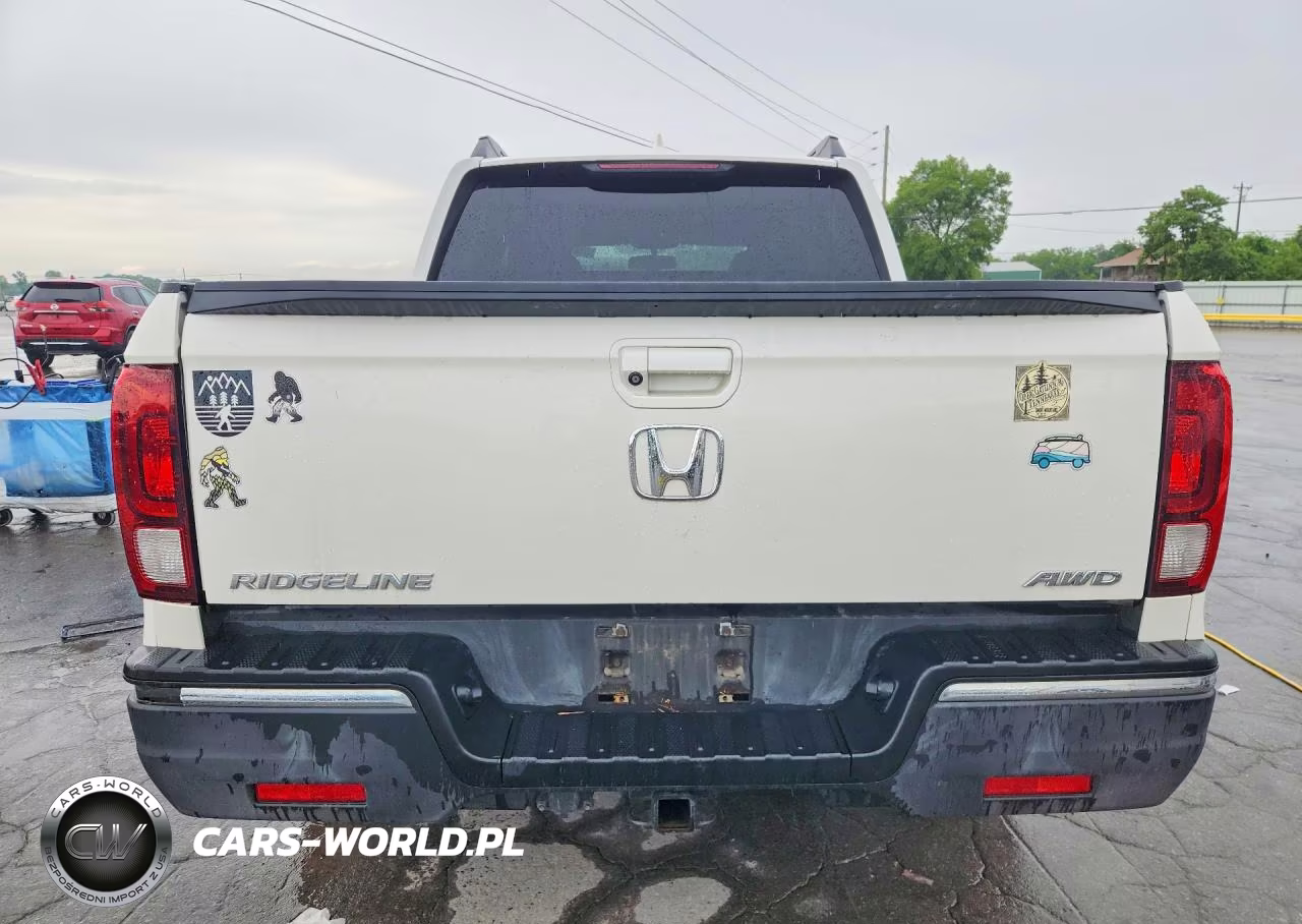 2017 Honda Ridgeline Rtl VIN:5FPYK3F68HB015506 - 6