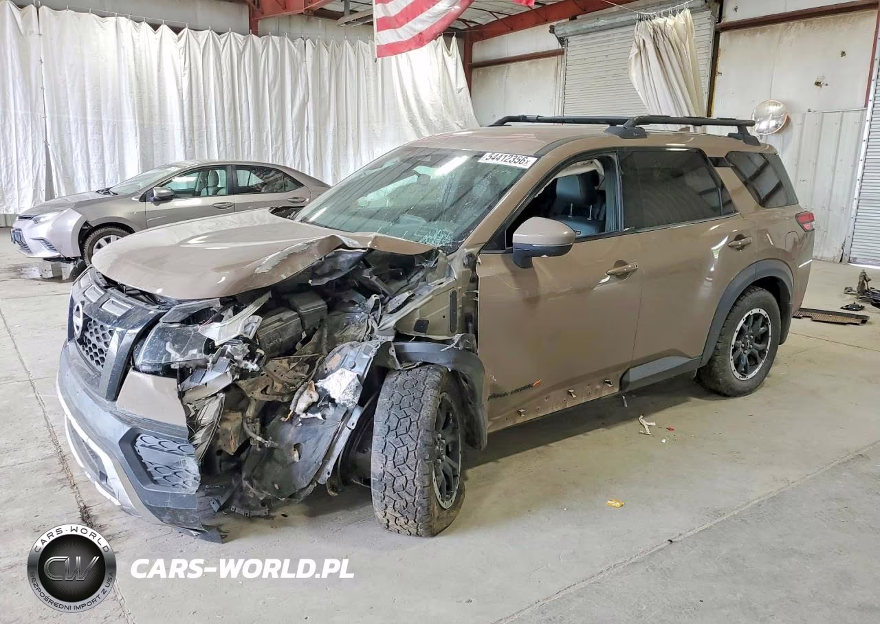 2024 Nissan Pathfinder Rock Creek – zdjęcie 1 z 13