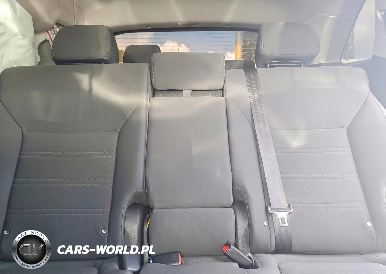 2020 Kia Sorento S VIN:5XYPG4A51LG683241 - 10