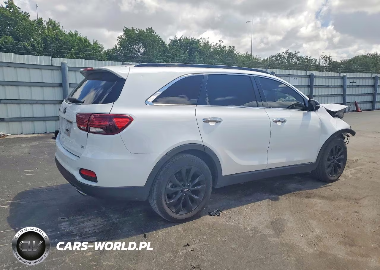 2020 Kia Sorento S VIN:5XYPG4A51LG683241 - 3