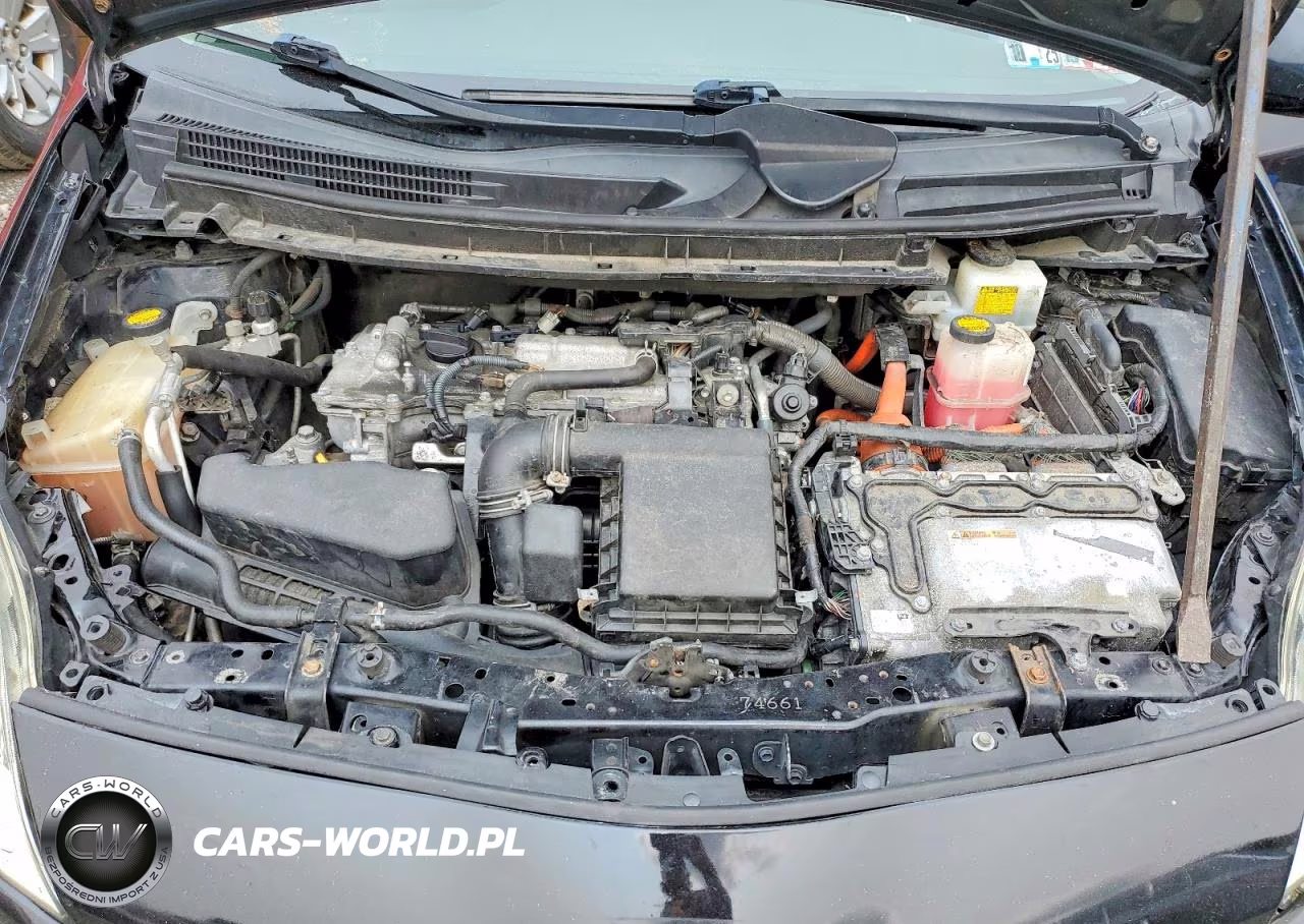 2014 Toyota Prius Two VIN:JTDKN3DU0E1750573 - 11