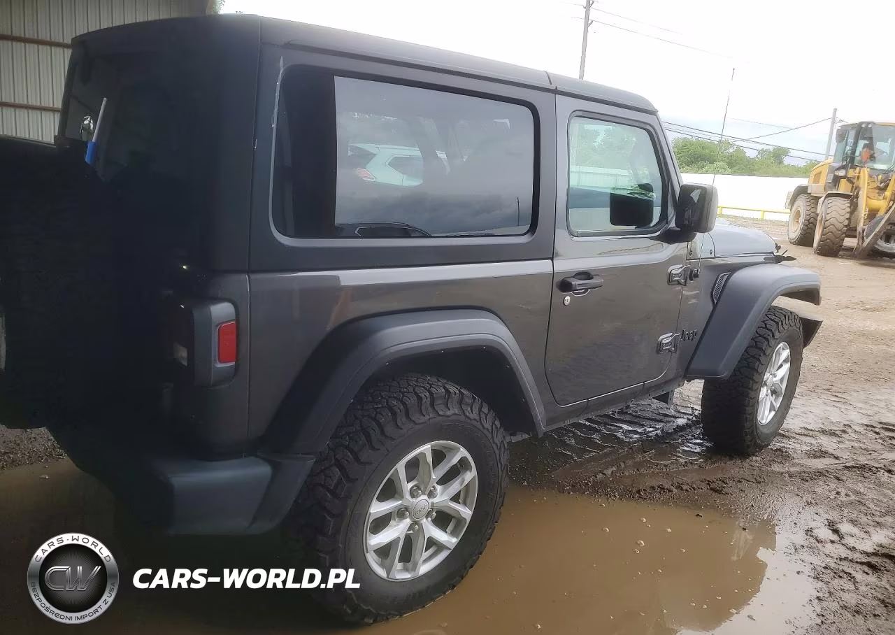 2023 Jeep Wrangler Sport VIN:1C4GJXAN9PW656476 - 3