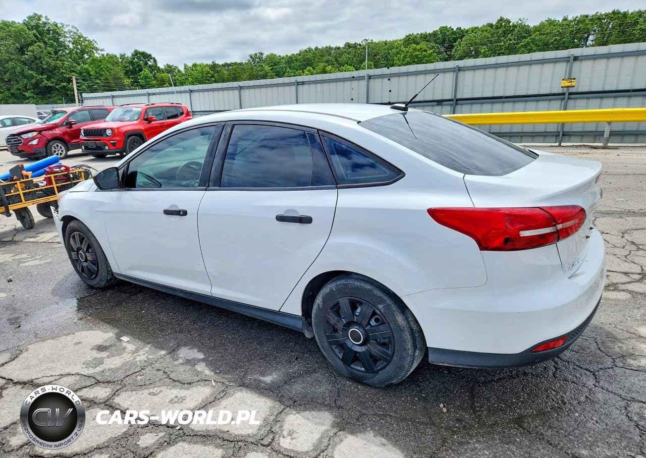 2015 Ford Focus S VIN:1FADP3E29FL379991 - 2