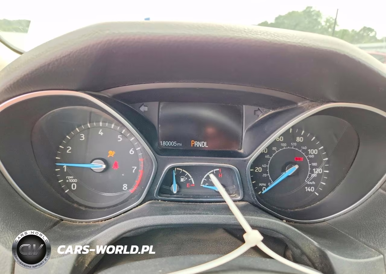 2015 Ford Focus S VIN:1FADP3E29FL379991 - 9