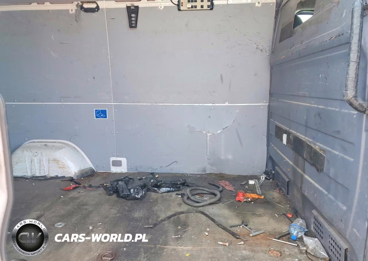 2010 Freightliner Sprinter 2500 VIN:WDYPE7CC3A5465542 - 11