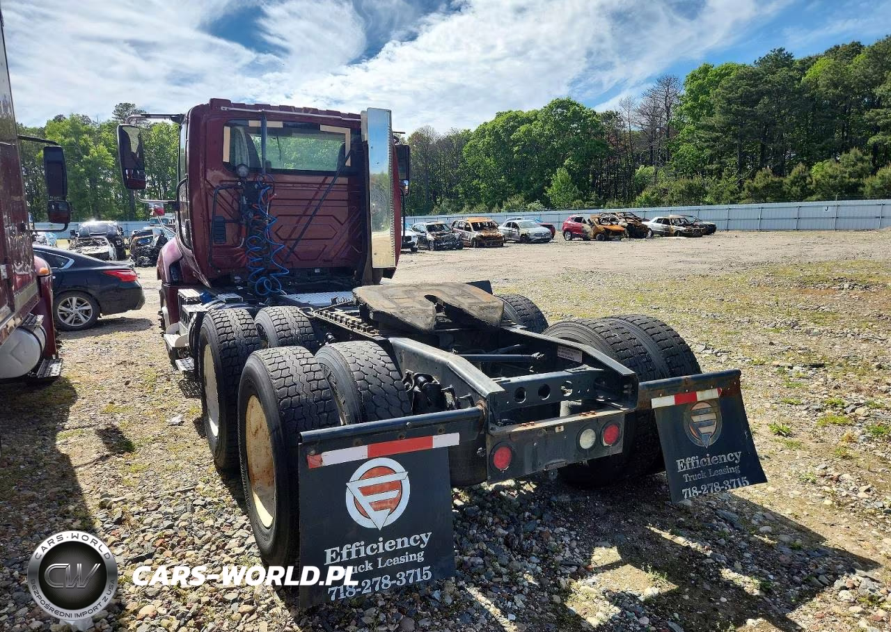 2018 International Prostar - Semi Truck VIN:3HSDJSNR8JN421949 - 3