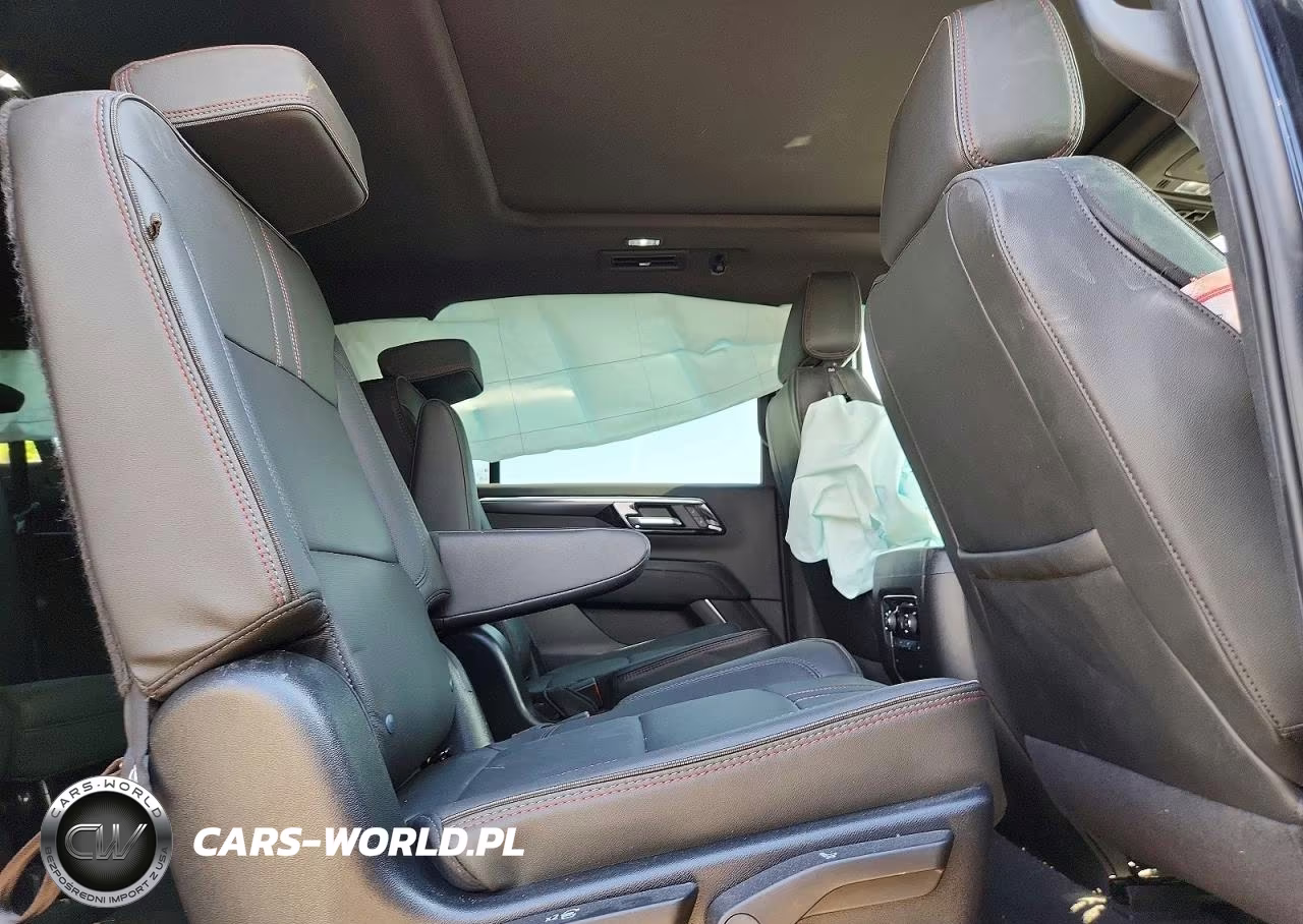 2025 Chevrolet Suburban K1500 Rst VIN:1GNS6ERD8SR118314 - 11