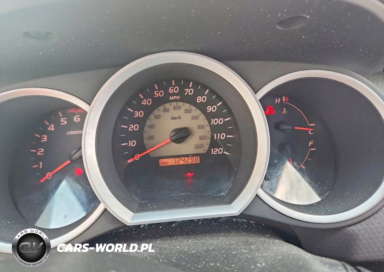 2008 Toyota Tacoma Base VIN:5TEPX42N88Z556482 - 9