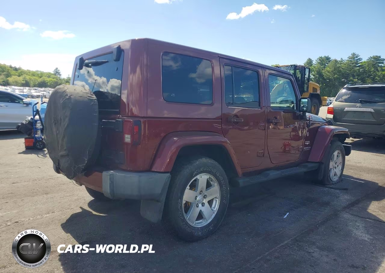 2008 Jeep Wrangler Unlimited Sahara VIN:1J4GA59118L560750 - 3