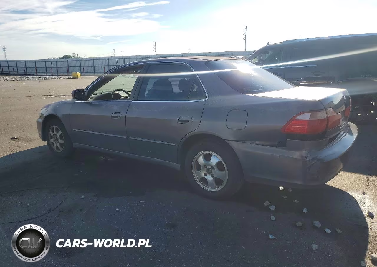 1999 Honda Accord Lx VIN:1HGCG5640XA061905 - 2