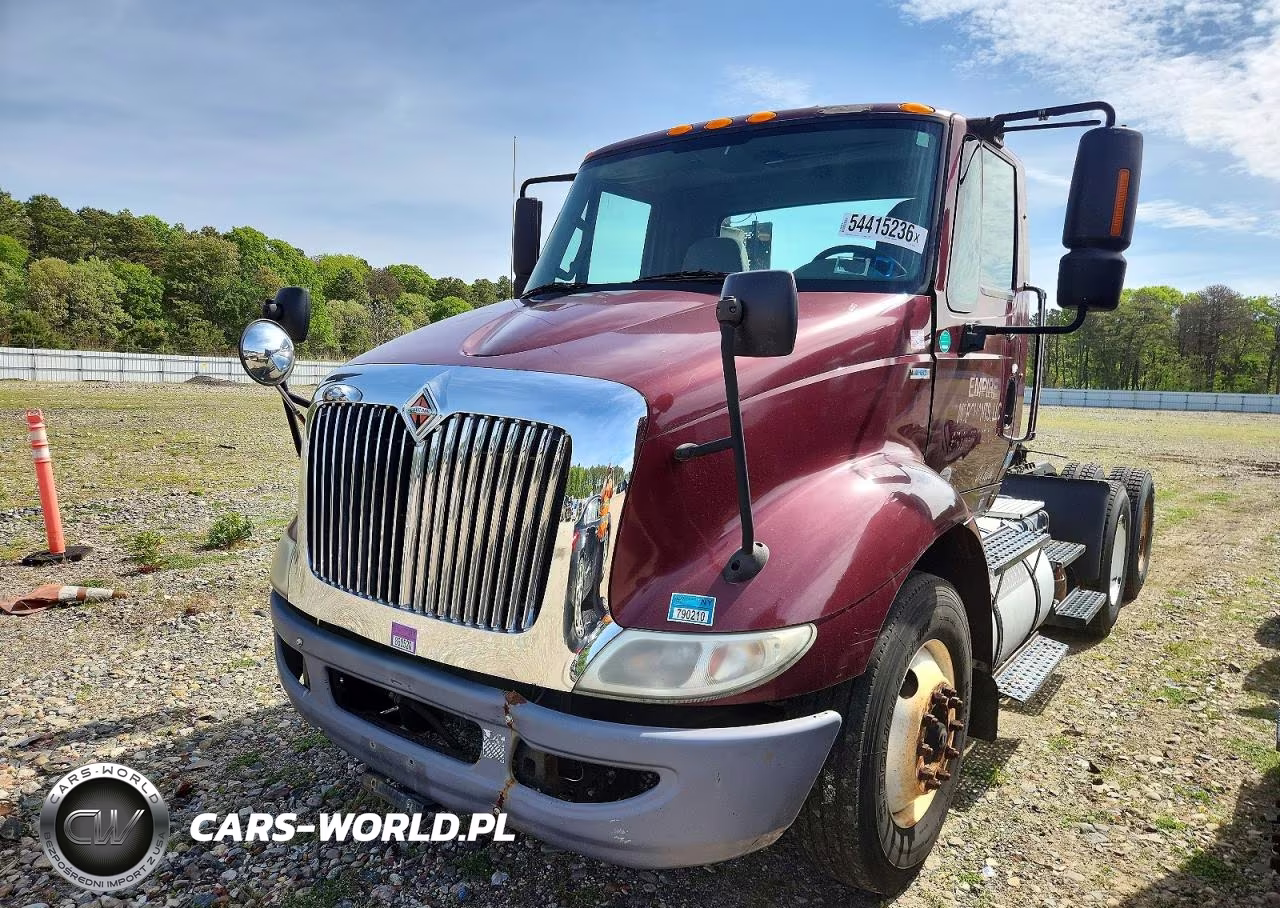 2011 International 8000 8600 - Semi Truck VIN:1HSHXSHRXBJ335638 - 2