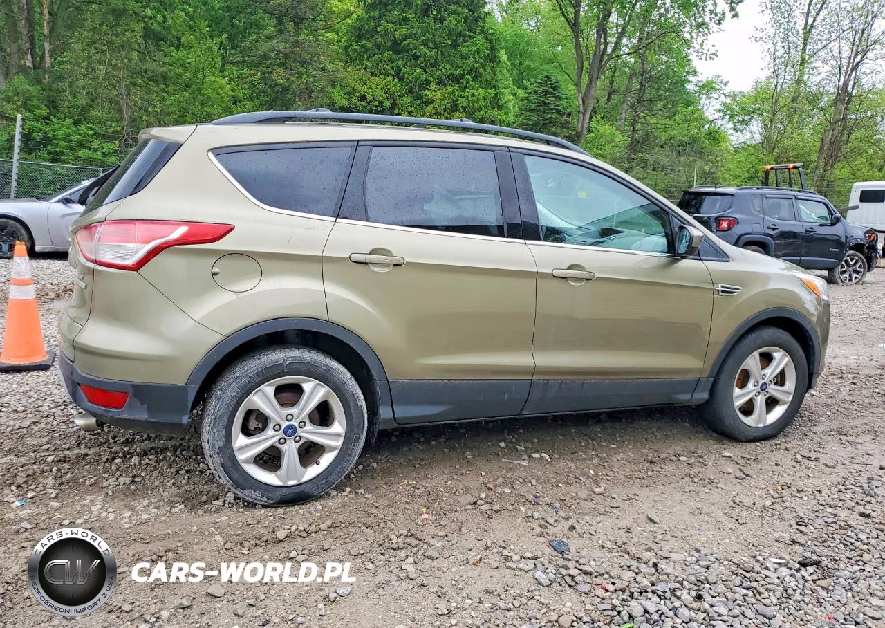 2013 Ford Escape Se VIN:1FMCU0G91DUD76786 - 3