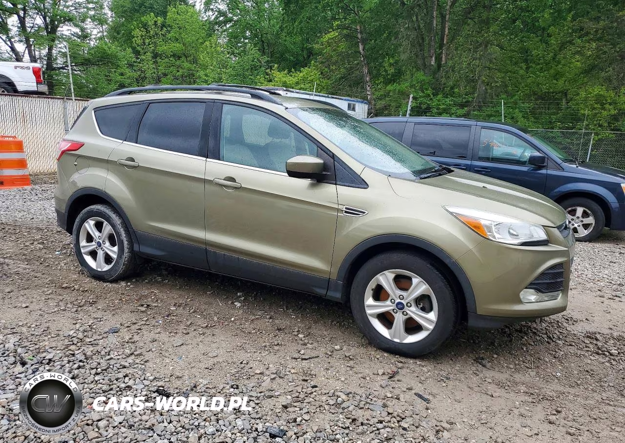 2013 Ford Escape Se VIN:1FMCU0G91DUD76786 - 4