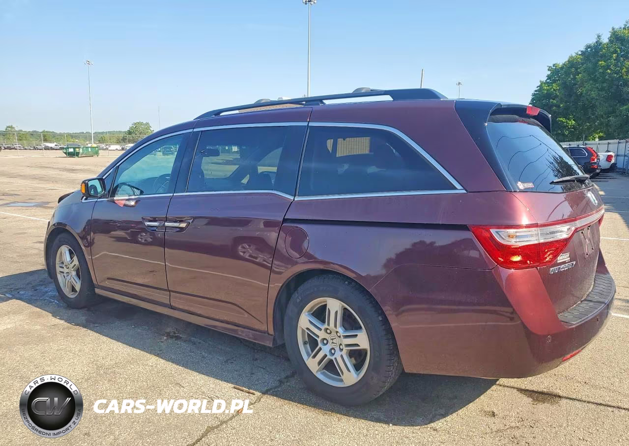 2012 Honda Odyssey Touring VIN:5FNRL5H93CB139740 - 2