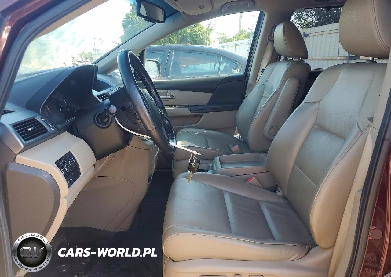 2012 Honda Odyssey Touring VIN:5FNRL5H93CB139740 - 7