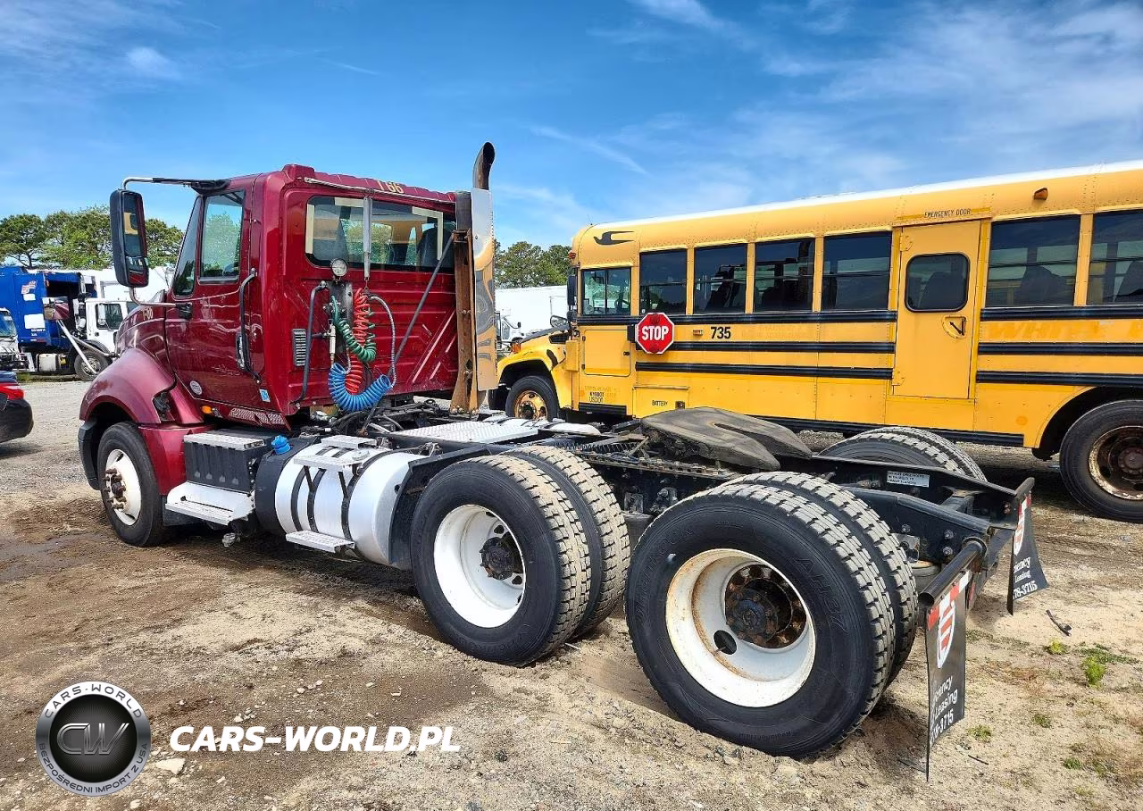 2018 International Prostar - Semi Truck VIN:3HSDJSNR7JN421943 - 3