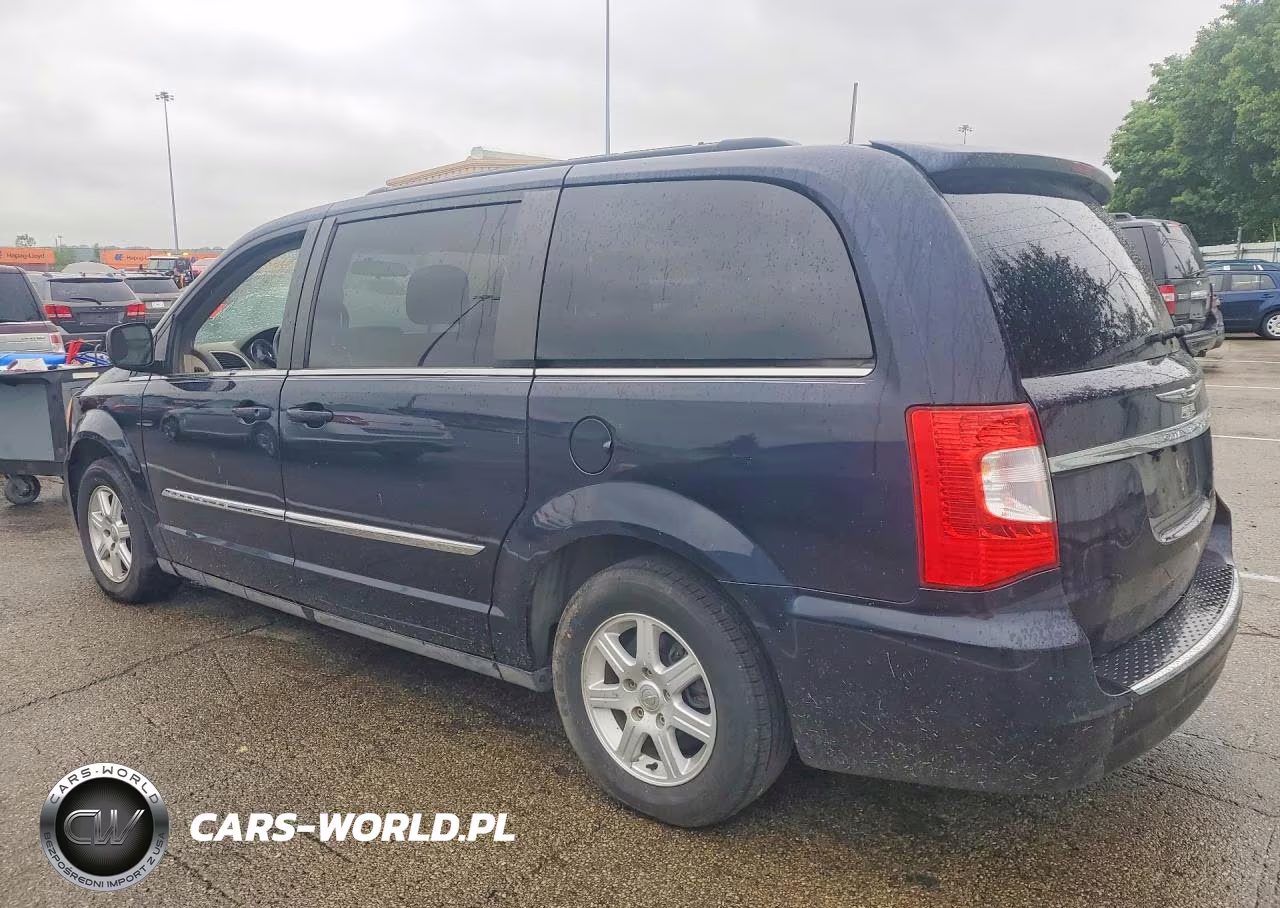 2011 Chrysler Town & Country Touring VIN:2A4RR5DG7BR615987 - 2