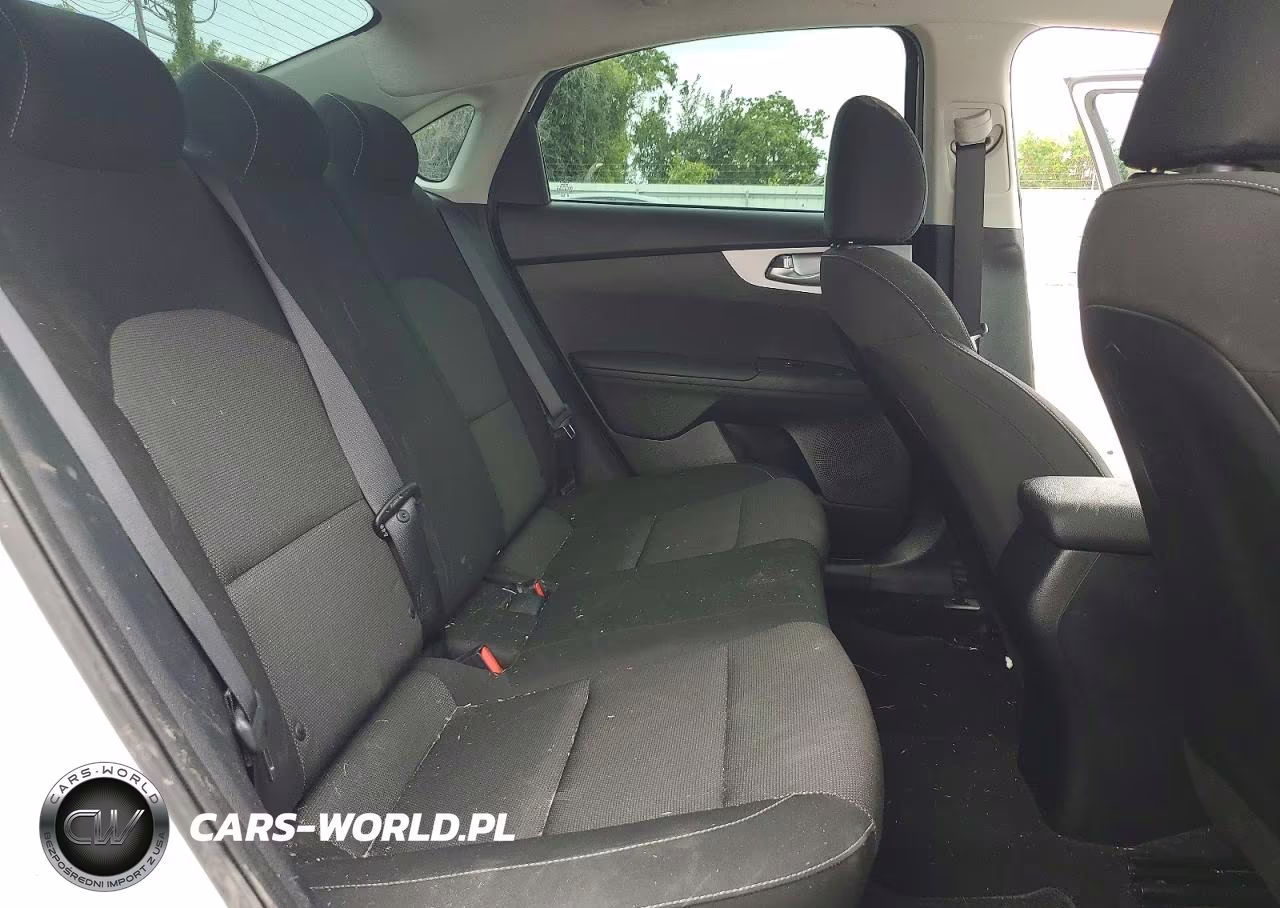 2024 Kia Forte Lxs VIN:3KPF24AD8RE741983 - 10