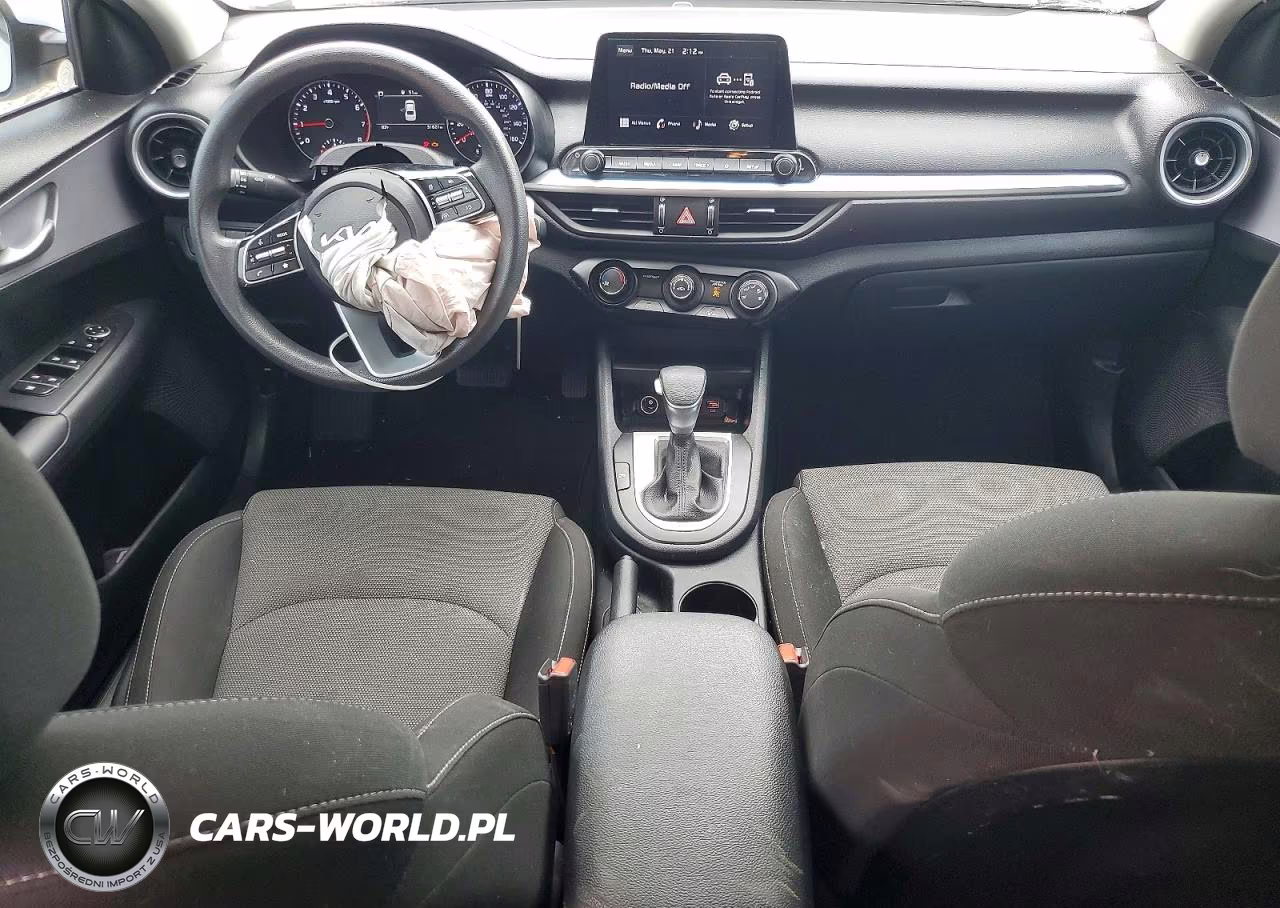 2024 Kia Forte Lxs VIN:3KPF24AD8RE741983 - 8