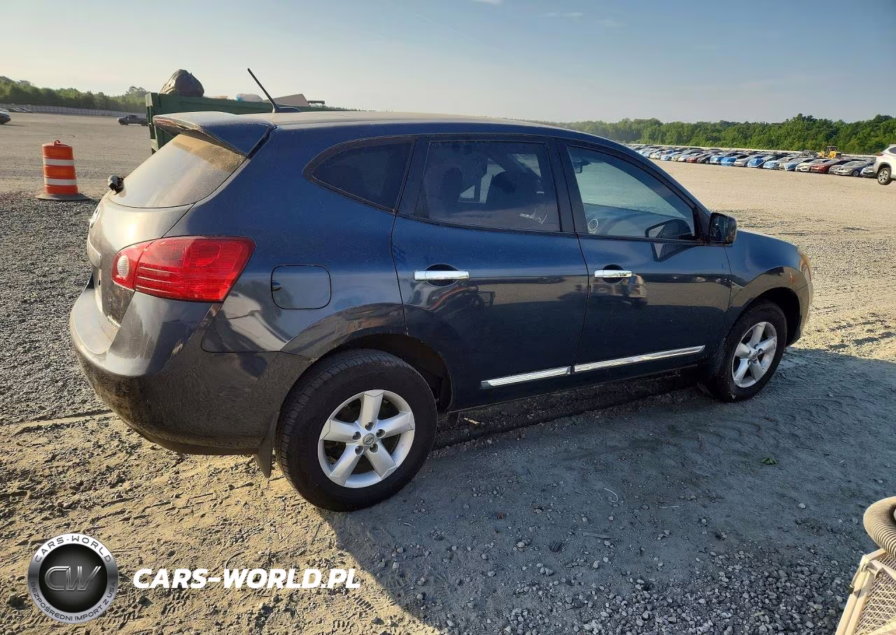 2013 Nissan Rogue S VIN:JN8AS5MT6DW541240 - 3