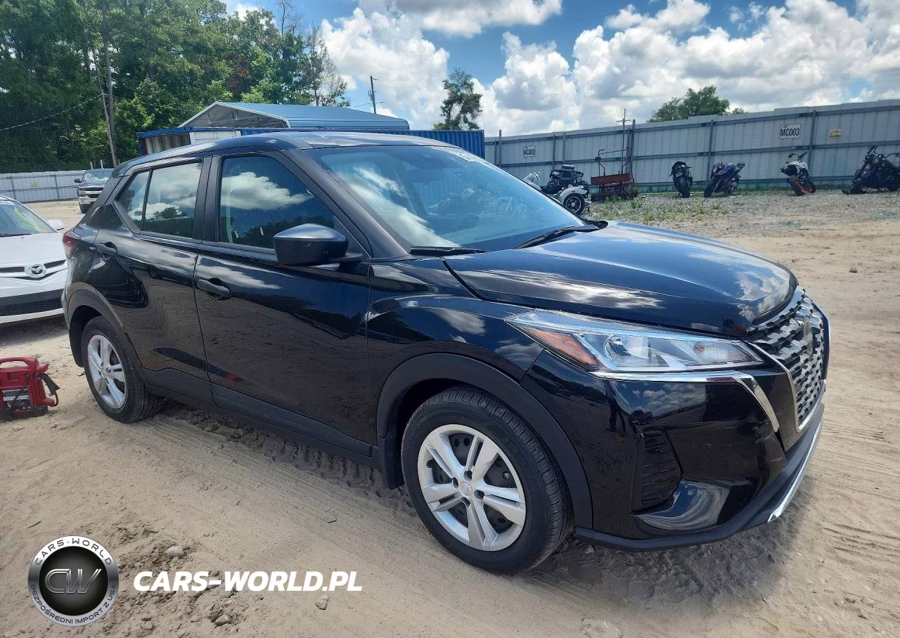 2023 Nissan Kicks S VIN:3N1CP5BV9PL535827 - 4