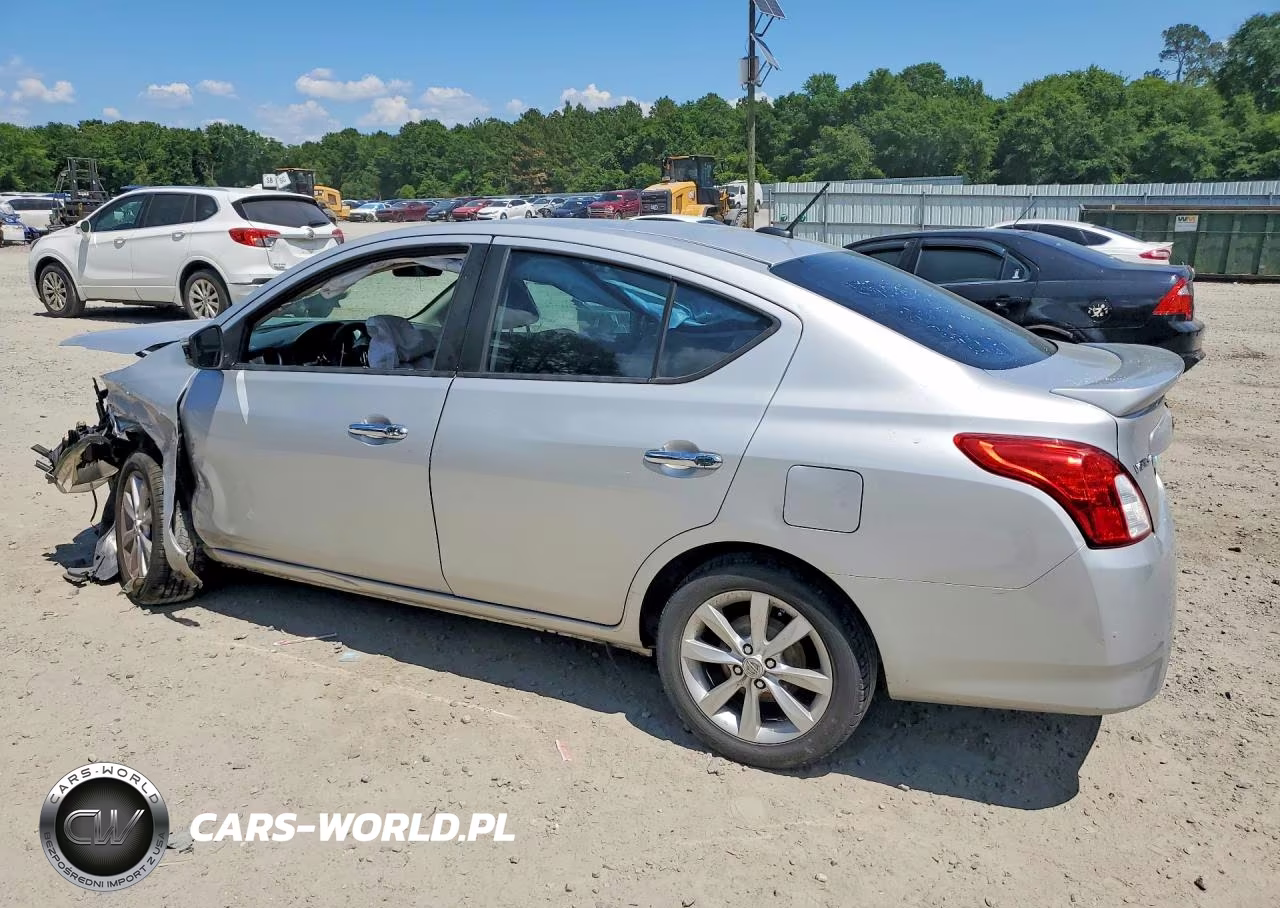 2015 Nissan Versa 1.6 Sl VIN:3N1CN7APXFL846945 - 2