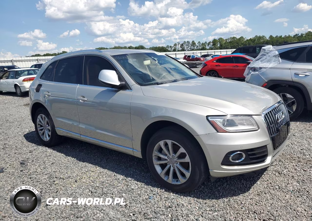 2014 Audi Q5 Premium Plus VIN:WA1LFAFPXEA102830 - 4
