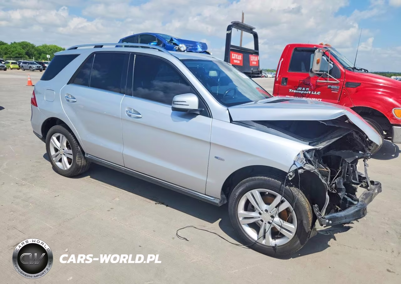 2012 Mercedes-Benz Ml 350 4Matic VIN:4JGDA5HB0CA037383 - 4