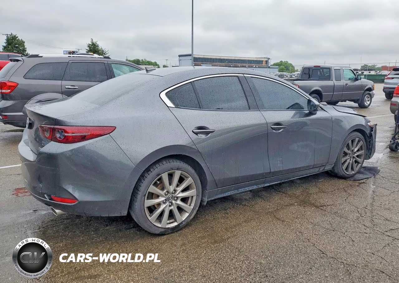 2020 Mazda 3 Premium VIN:JM1BPAEM1L1167732 - 3