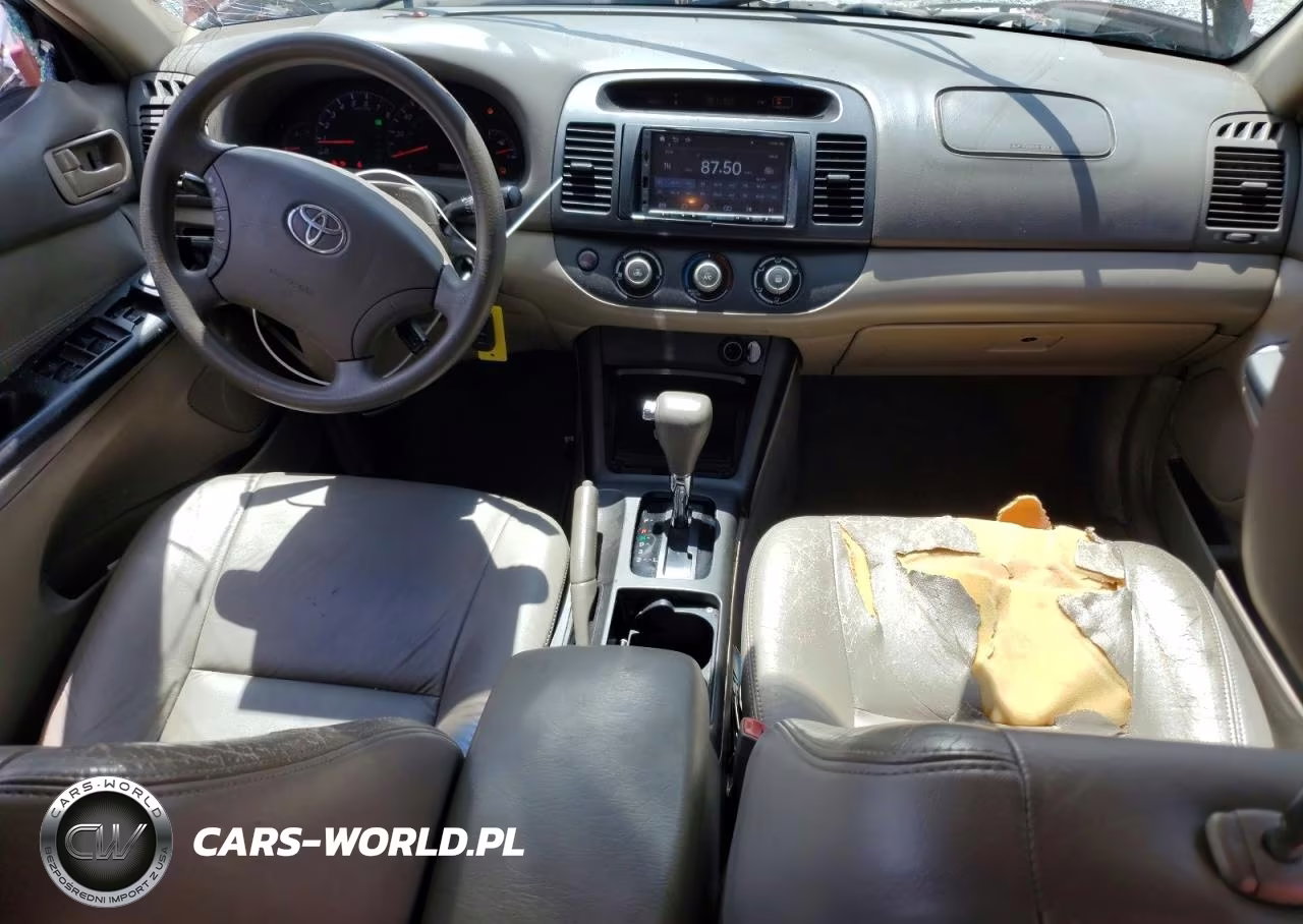2005 Toyota Camry Le VIN:4T1BE32K95U061126 - 8
