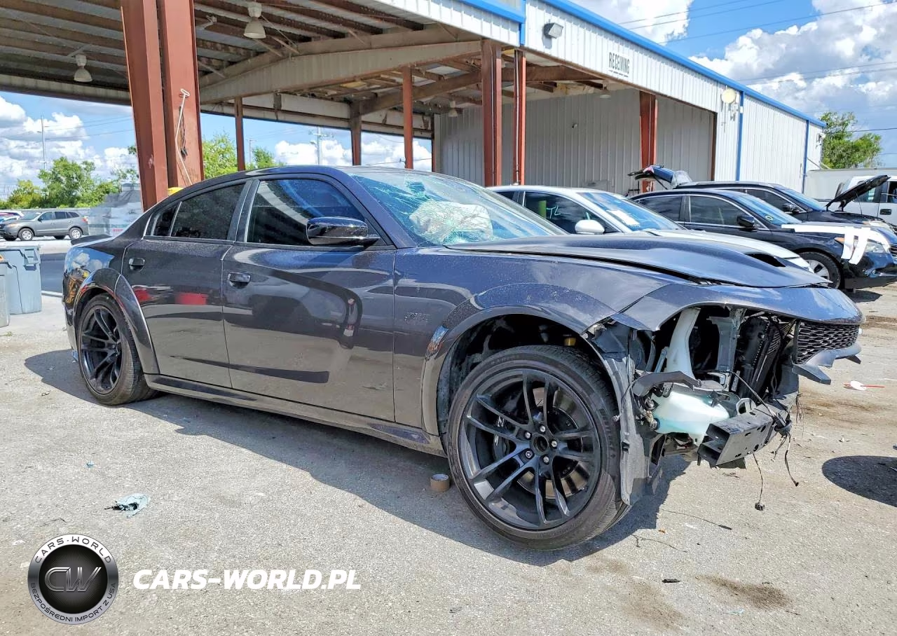 2023 Dodge Charger Scat Pack VIN:2C3CDXGJ4PH656205 - 4