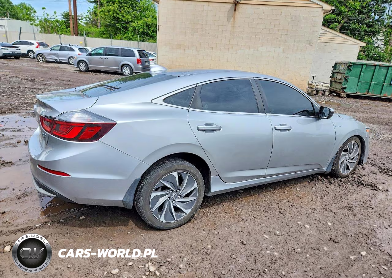 2019 Honda Insight Touring VIN:19XZE4F9XKE014701 - 3