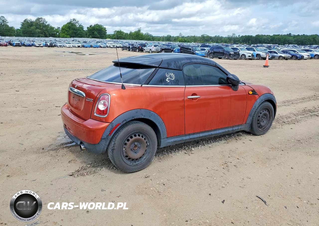 2014 Mini Cooper Coupe VIN:WMWSX1C56ET508039 - 3