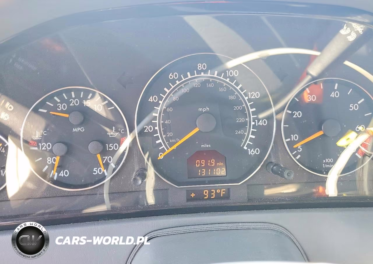 2000 Mercedes-Benz Sl 500 VIN:WDBFA68F1YF190238 - 9
