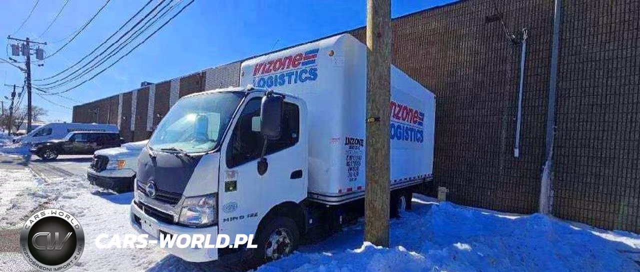 2017 Hino 155 - Trucks Box Truck VIN:JHHYDM1H3HK003460 - 2
