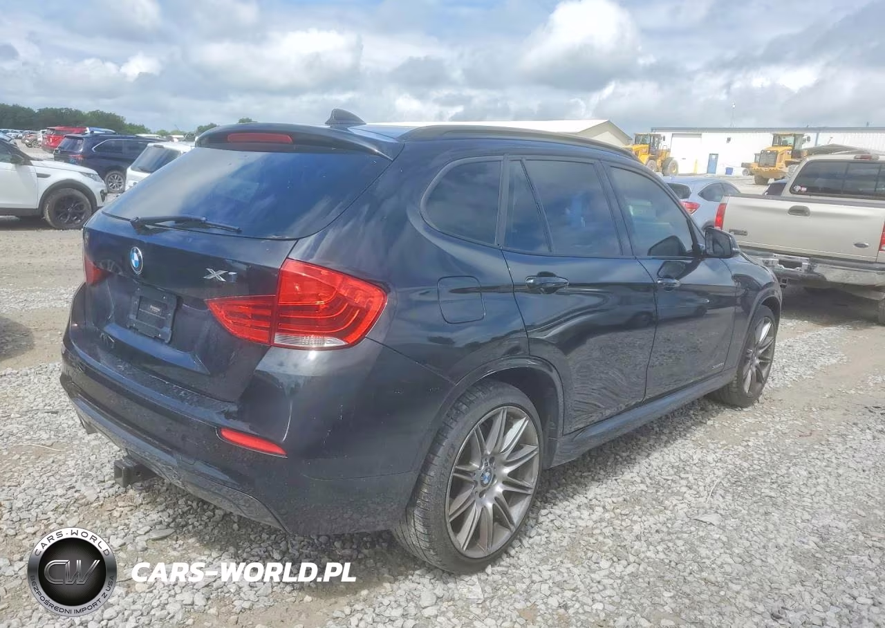 2013 BMW X1 xDrive28I VIN:WBAVL1C58DVR88189 - 3