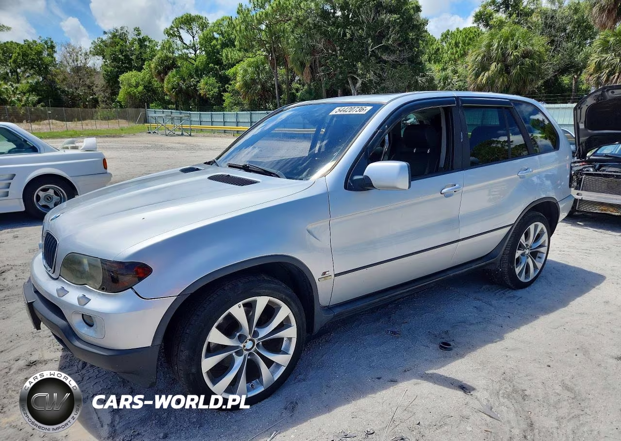 2004 BMW X5 3.0I