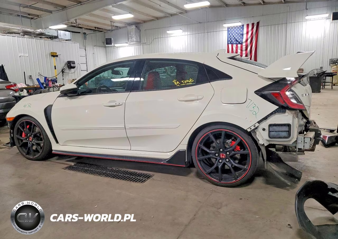2018 Honda Civic Type-R Touring VIN:SHHFK8G7XJU201086 - 2
