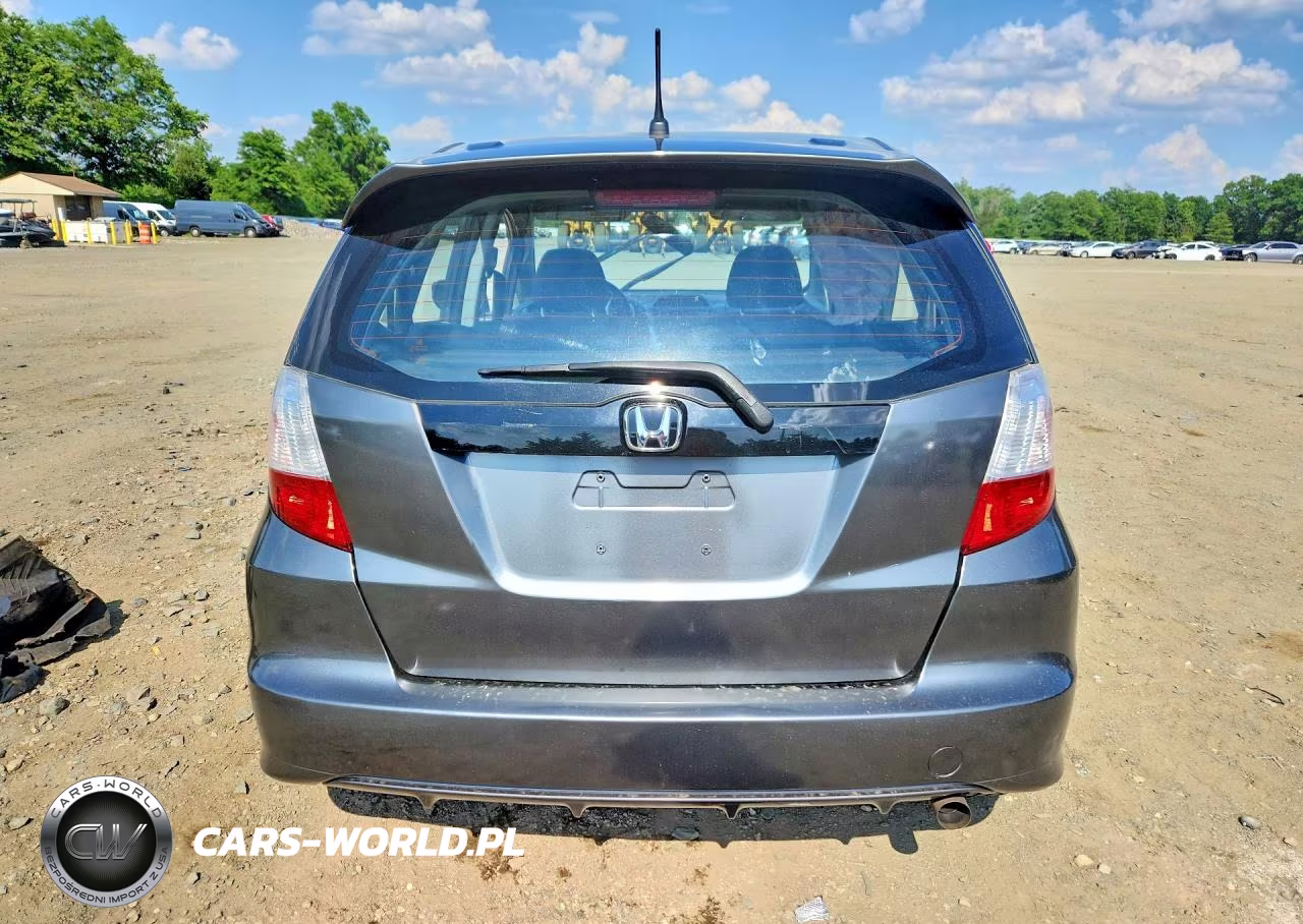 2012 Honda Fit VIN:JHMGE8G35CC035925 - 6